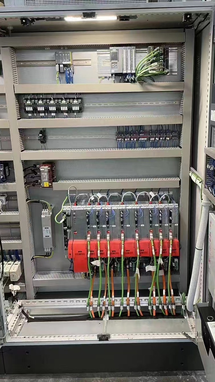 硒砂智能 引领矿山自动化升级的矿用触摸屏PLC变频控制柜与集成控制系统